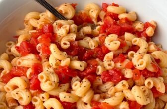 CLASSIC MACARONI AND TOMATOES ̵...