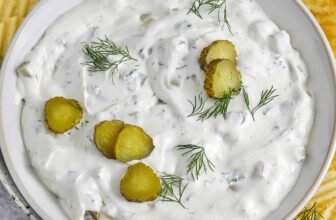 4 Ingredient Dill Pickle Dip