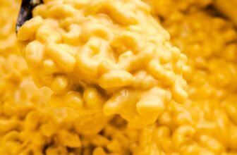 Simple Stovetop Mac and Cheese