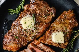 Juicy Oven-Baked Steaks – Spe...