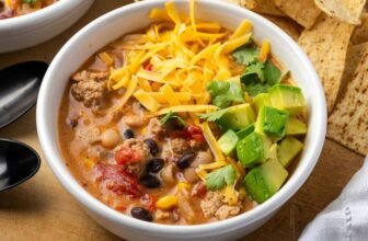 Creamy Taco Soup | Cookies & C...