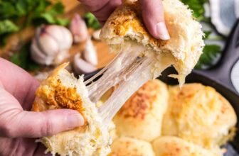 Tacky Garlic Butter Pull Aside Roll...