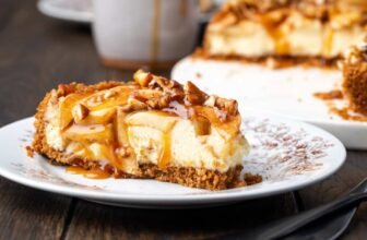 Apple Cheesecake Recipe | Cookies &...