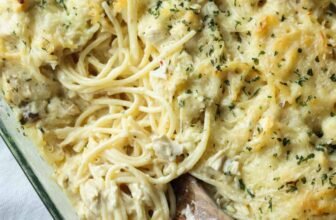 Hen Tetrazzini (Creamy Pasta Bake)